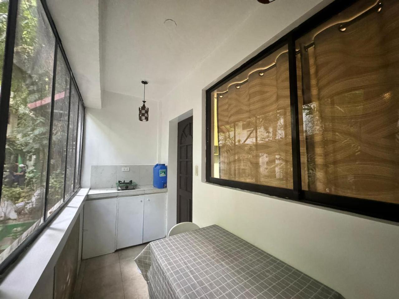 Apartment Paradise *